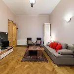 5 Bedroom Family Apartamento Cracóvia