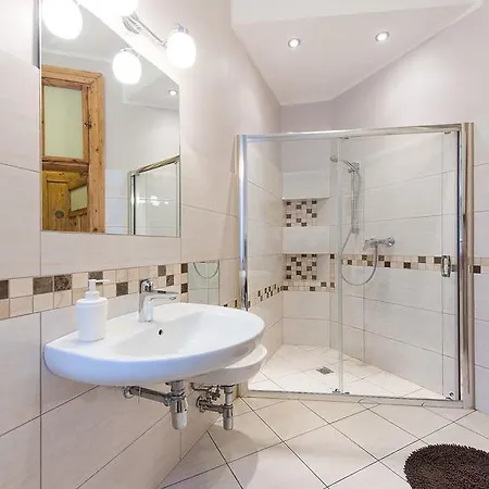 Apartmán 5 Bedroom Family