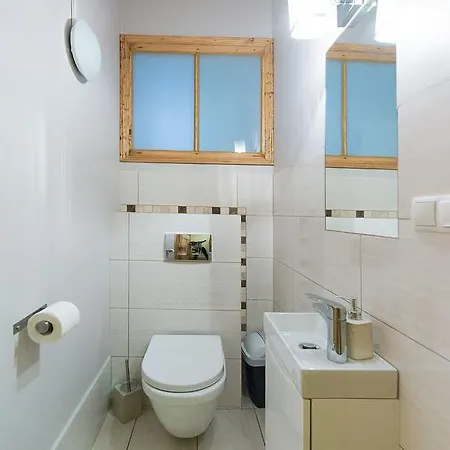 5 Bedroom Family Krakov