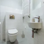 5 Bedroom Family Cracovia