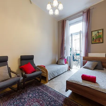 Apartamento 5 Bedroom Family Cracovia