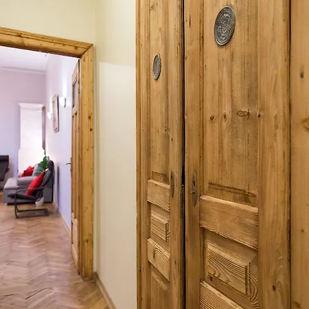 5 Bedroom Family * Cracovia